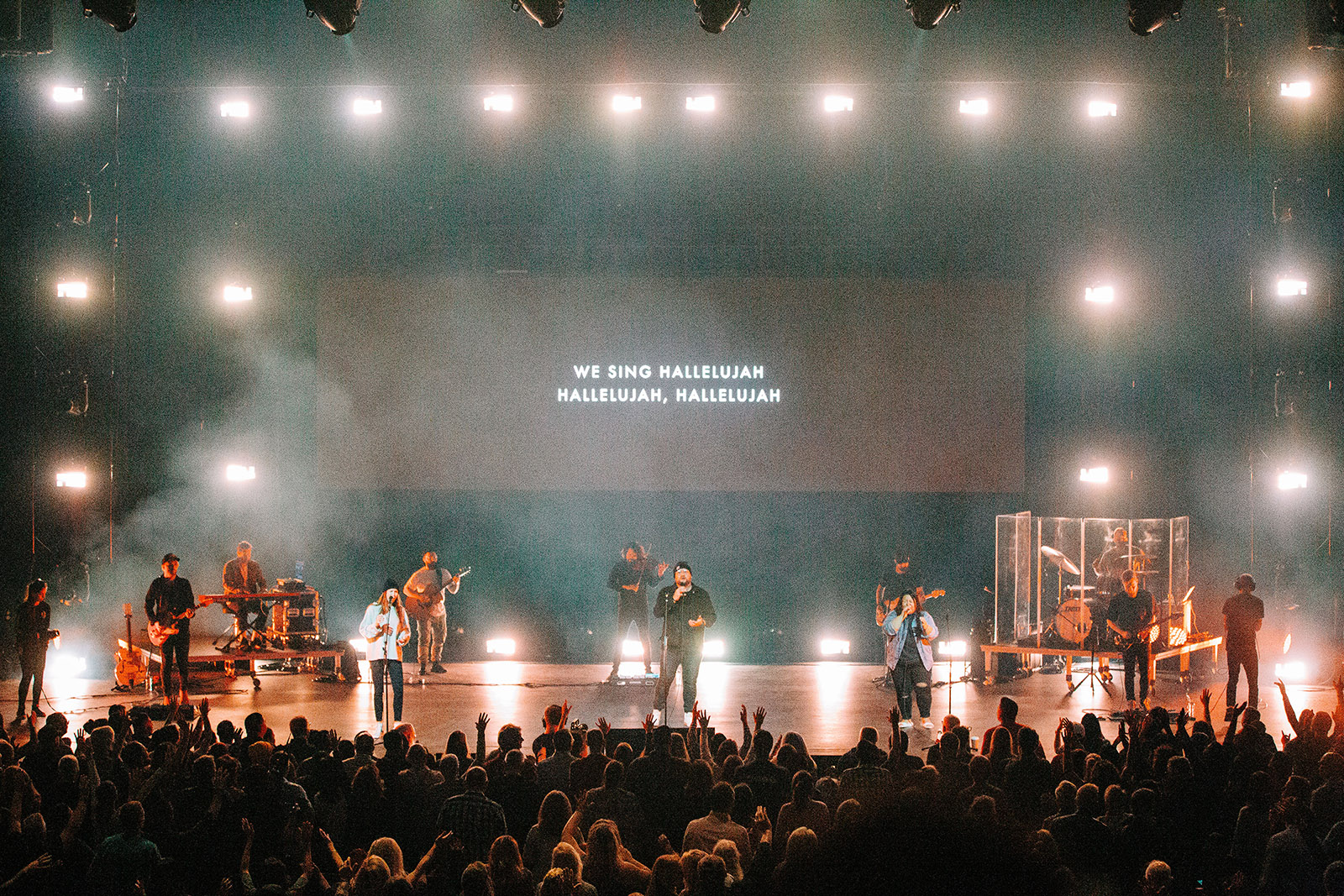 Music performance during the Bethel Leaders Conference 2019 in Redding, California, in Nov. 2019. Photo by Bree Anne/Unsplash/Creative Commons